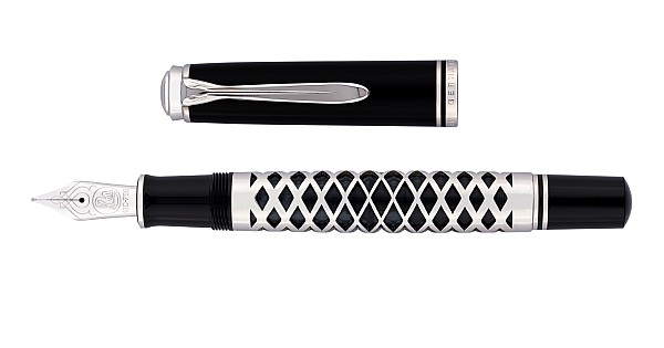 Pelikan Souverän M805 〈太字（Bニブ）〉 Pelikan M805 Fountain Pen – Blue Stripe – The Nibsmith